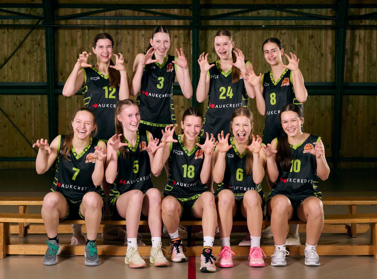 EL U19