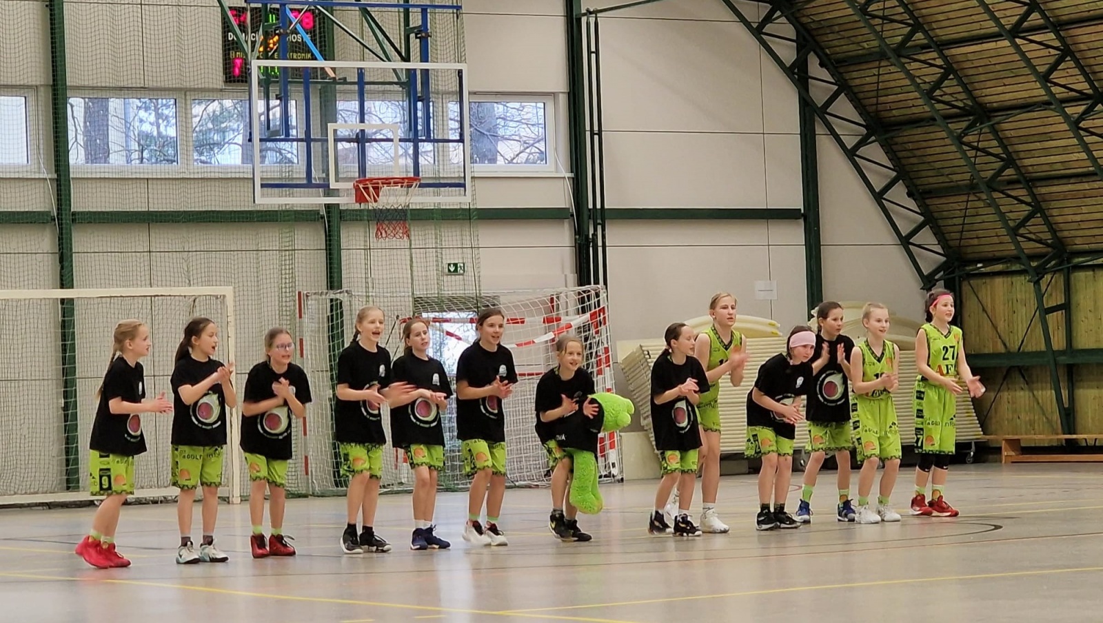 HB týdeník, aneb očima prezidentky